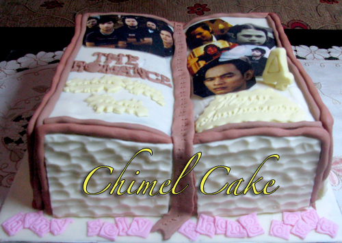 The Romance Anniversary Cake