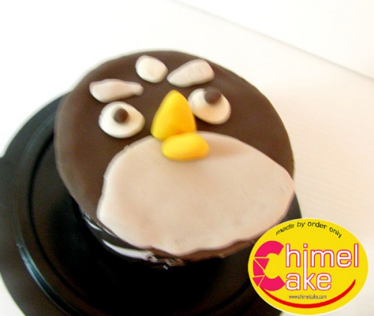 cupcake-angry-bird-black