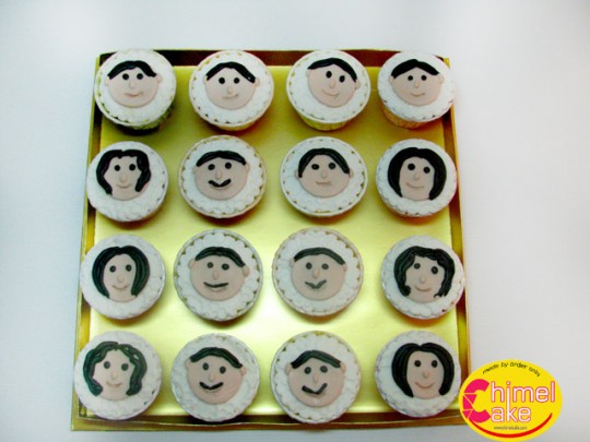 face-cupcakes1 face-cupcakes1