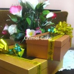 Paket hantaran kue kering dengan box dan hiasan yang menarik