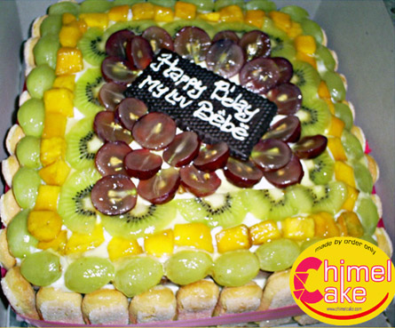 Tiramisu Fruit Cake