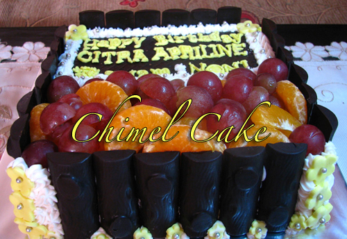 Read more about the article Fruit Birthday Cake