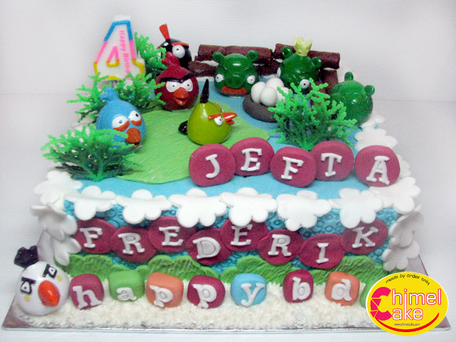 Read more about the article Angry Bird Birthday Cake’s Jefta