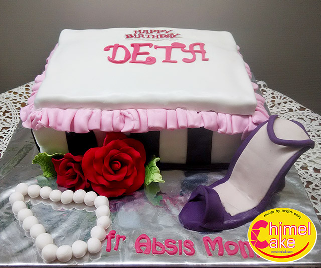 Read more about the article High Heels Birthday Cake