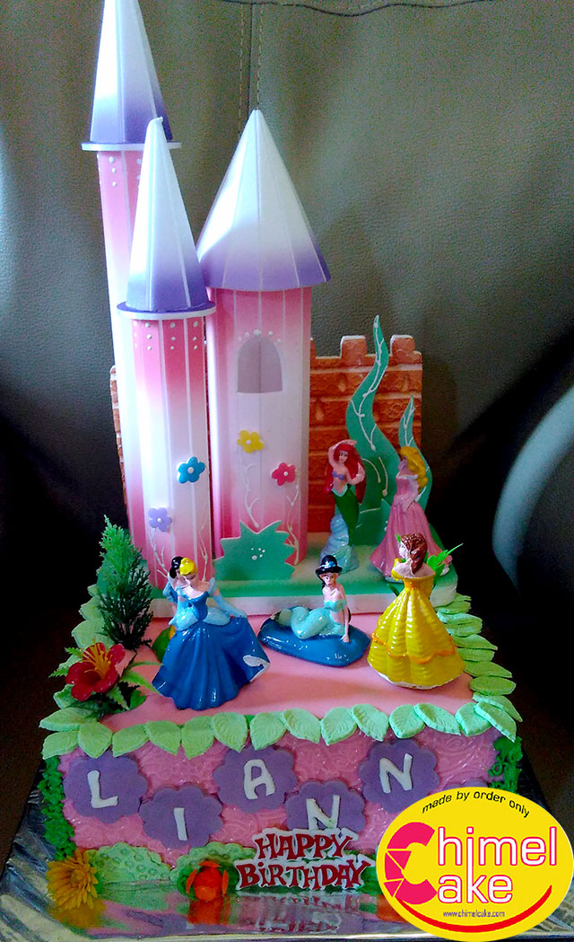 Read more about the article Princess Castle Birthday Cake